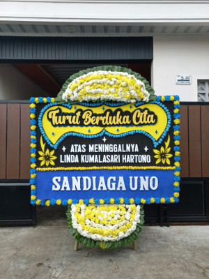 Papan Bunga Duka di Kejuruan Muda